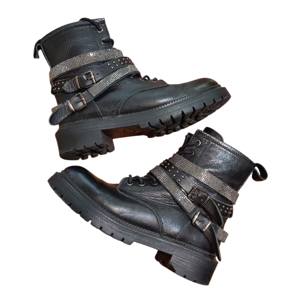 Steve Madden Captain Biker Combat Boots Black Leather Rhinestone Moto Boot Sz 6